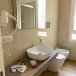 Konukevi Alleria Napoli